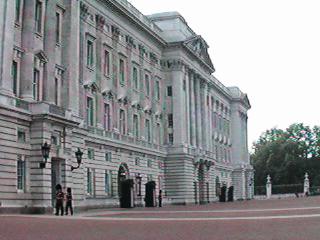 [Buckingham Palace]